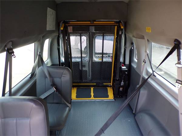 78K MILE FORD E350 HANDICAPPED WHEELCHAIR ADA MOBILITY POWER LIFT... for sale in irving, TX – photo 19