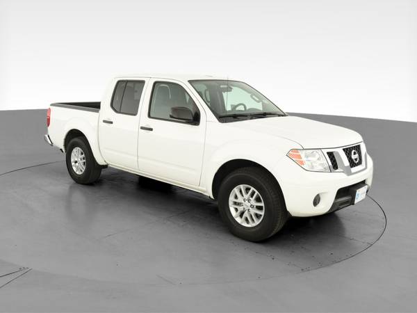 2016 Nissan Frontier Crew Cab SV Pickup 4D 5 ft pickup White -... for sale in Lewisville, TX – photo 15