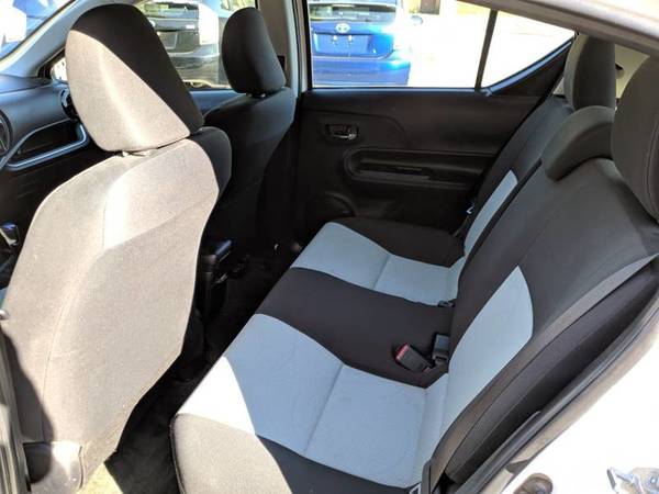 2015 Toyota Prius c hybrid pkg2 bluetooth cd 50mpg 112k for sale in Walpole, NH – photo 18