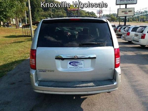 2008 Chrysler Town and Country Limited 4dr Mini Van for sale in Knoxville, TN – photo 9