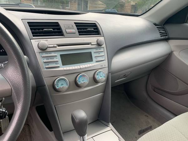 2009 Toyota Camry LE - cars & trucks - by owner - vehicle automotive... for sale in Wilmette, IL – photo 7