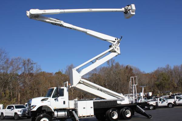 2013 International 7400 altec am900-e100 100ft tall bucket boom for sale in Greenville, SC – photo 21