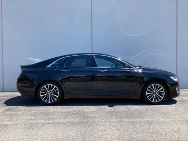 2017 LINCOLN MKZ Select FWD - - by dealer - vehicle for sale in Calumet City, IL – photo 5
