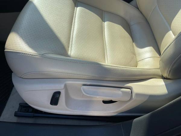 Wow! A 2014 Volkswagen Jetta Sedan with 106, 074 Miles-Hartford for sale in South Windsor, CT – photo 16