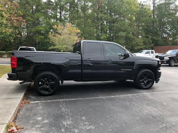 2017 Chevy Silverado 1500 1WD Blackout Edition for sale in Jacksonville, NC – photo 4