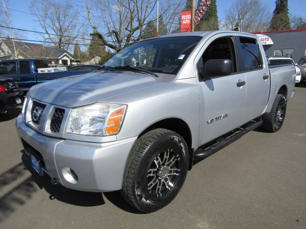 2007 Nissan Titan 4X4 Crew Cab LE SILVER 115K 1 OWNER SO NICE ! for sale in Milwaukie, OR – photo 2