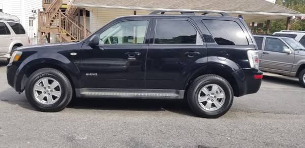 2008 Mercury Mariner 4 brand new tires leather beautiful condition for sale in Cumming, GA