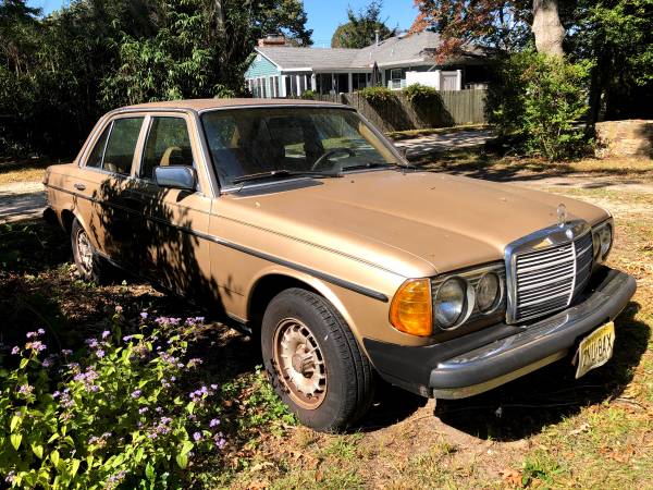 1983 Mercedes 300D - cars & trucks - by owner - vehicle automotive... for sale in Point Pleasant Beach, NJ – photo 2