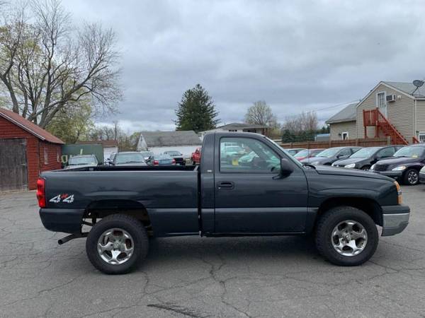 2005 Chevrolet Chevy Silverado 1500 Reg Cab 133 0 WB 4WD Work Truck for sale in East Windsor, CT – photo 8