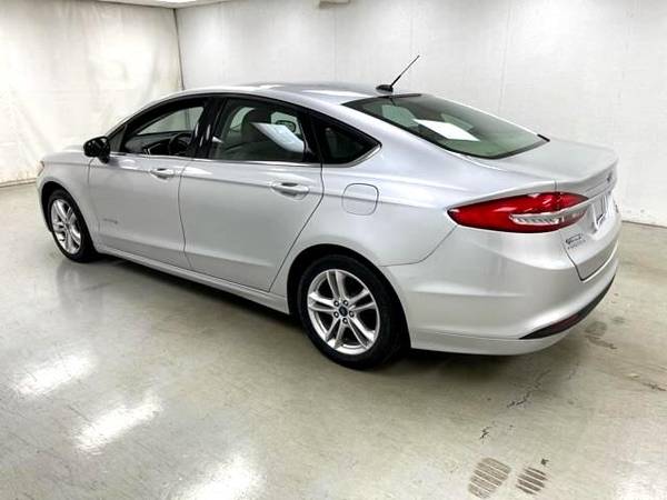 2018 Ford Fusion Hybrid SE - - by dealer - vehicle for sale in Other, OH – photo 4