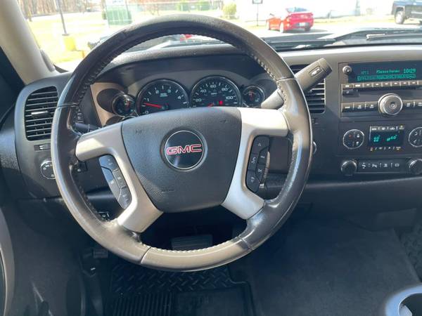 An Impressive 2011 GMC Sierra 2500HD with 111, 999 Miles-Hartford for sale in South Windsor, CT – photo 24