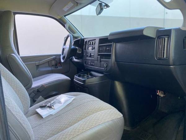2018 Chevrolet Express 3500 LT "15 Passenger" Van, Only 35K Miles...... for sale in Oregon City, OR – photo 9
