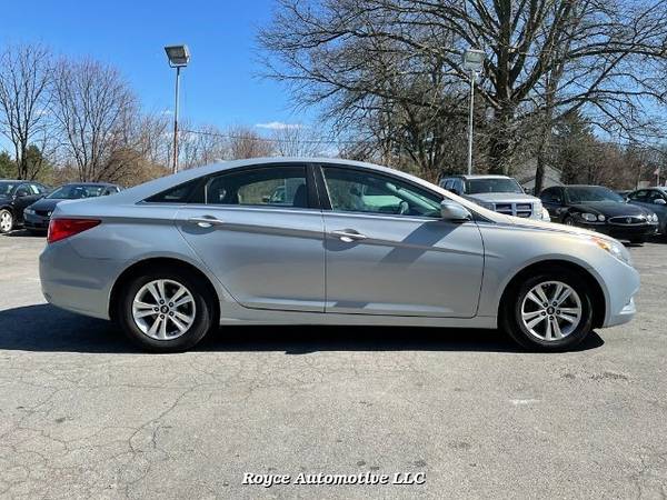 2011 Hyundai Sonata GLS Auto - - by dealer - vehicle for sale in York, PA – photo 11
