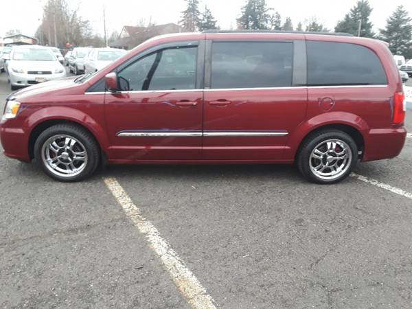 2012 Chrysler Town & Country 4dr Wgn Touring for sale in Portland, OR – photo 7