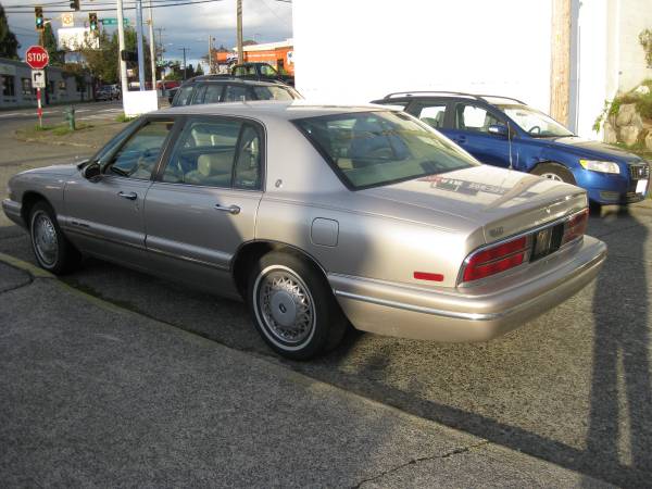 1996 BUICK PARK AVENUE LOW MILES NON-SMOKER IMPRESSIVE - cars &... for sale in Seattle, WA – photo 6