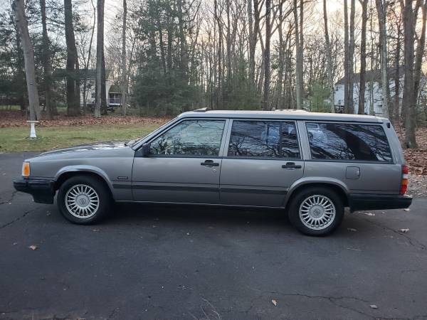 1992 Volvo 740 Wagon - cars & trucks - by owner - vehicle automotive... for sale in Simsbury, CT – photo 3
