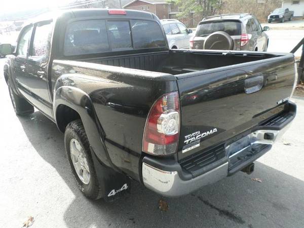 2011 Toyota Tacoma Double Cab V6 4WD - cars & trucks - by dealer -... for sale in Springfield, VT – photo 3