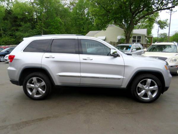 2012 Jeep Grand Cherokee 4WD 4dr Limited - 3 DAY SALE! - cars & for sale in Merriam, MO – photo 2
