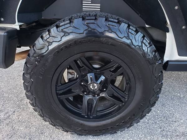 2010 Jeep Wrangler Sahara 4X4 LIFTED Soft Top Tow Package New Tires... for sale in Okeechobee, FL – photo 7