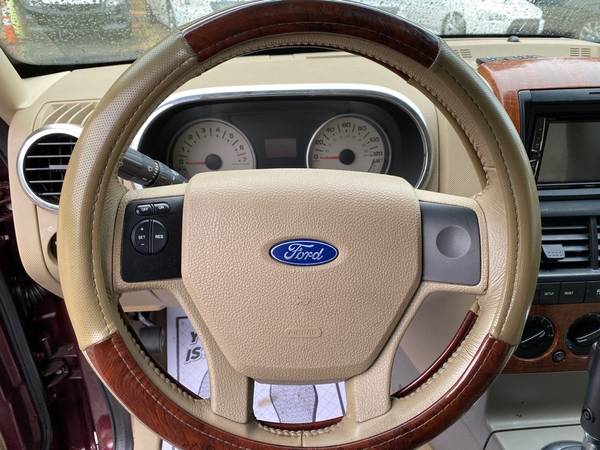 2007 FORD EXPLORER EDDIE BAUER 4WD, 3rd row seats! for sale in Cary, NC – photo 15