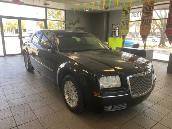 2010 Chrysler 300 - - by dealer - vehicle automotive for sale in Fort Myers, FL – photo 8
