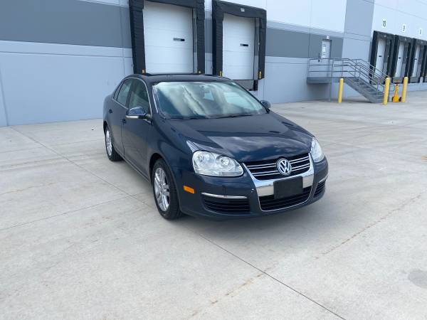 2007 Volkswagen Jetta - - by dealer - vehicle for sale in Lake Bluff, IL – photo 11