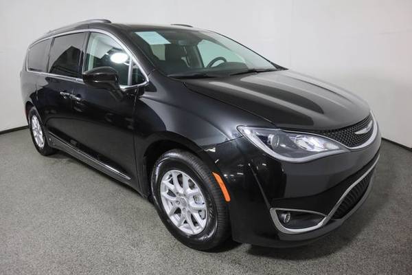 2020 Chrysler Pacifica, Brilliant Black Crystal Pearlcoat - cars &... for sale in Wall, NJ – photo 7
