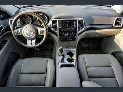 2012 Jeep Grand Cherokee 4×4 (Heated Seats) - cars & trucks - by... for sale in Loves Park, IL – photo 7