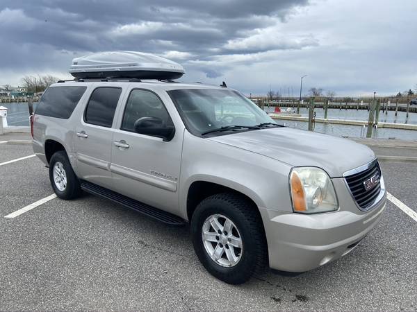 2007 GMC YUKON XL ALL OPTIONS GREAT SHAPE! RUNS EXCEL! - cars & for sale in Copiague, NY – photo 2