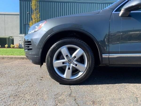 2012 Volkswagen Touareg Diesel 4x4 4WD VW 4dr TDI Lux *Ltd Avail* SUV for sale in Salem, OR – photo 7