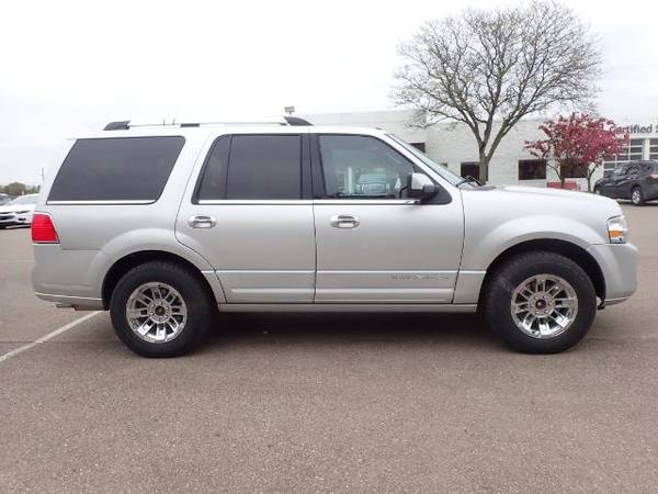 Lincoln Navigator 4wd - - by dealer - vehicle for sale in Keego Harbor, MI – photo 6