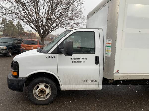 2012 GMC savana box truck for sale in Longmont, WY – photo 6