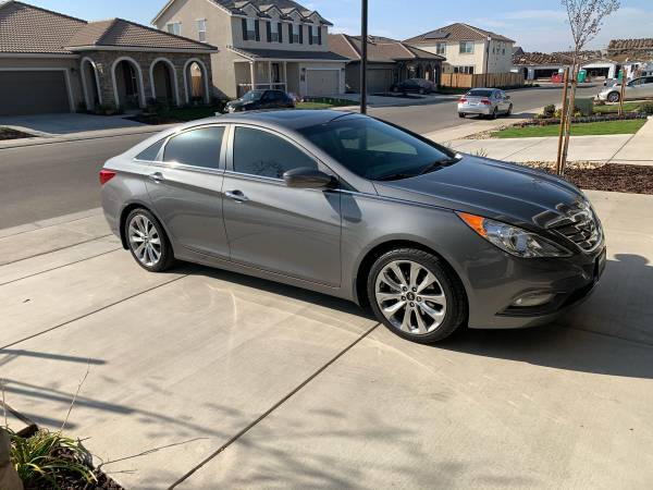 Hyundai Sonata SE - cars & trucks - by owner - vehicle automotive sale for sale in Manteca, CA