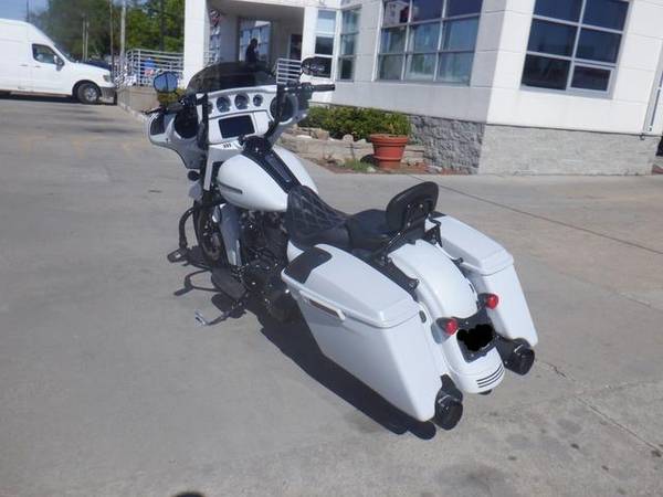2020 Harley-Davidson Street Glide Special - - by for sale in Des Moines, IA – photo 11