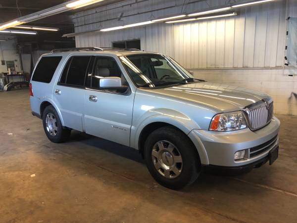 2005 Lincoln Navigator for sale in Lancaster, PA – photo 4