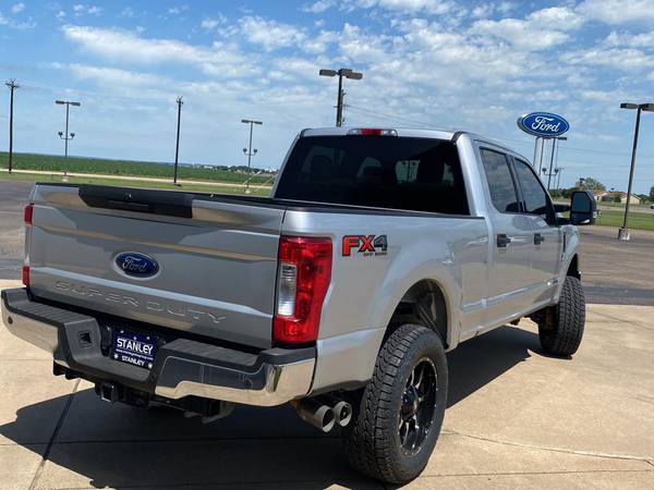 2019 Ford F-250 XLT - - by dealer - vehicle automotive for sale in Mc Gregor, TX – photo 8