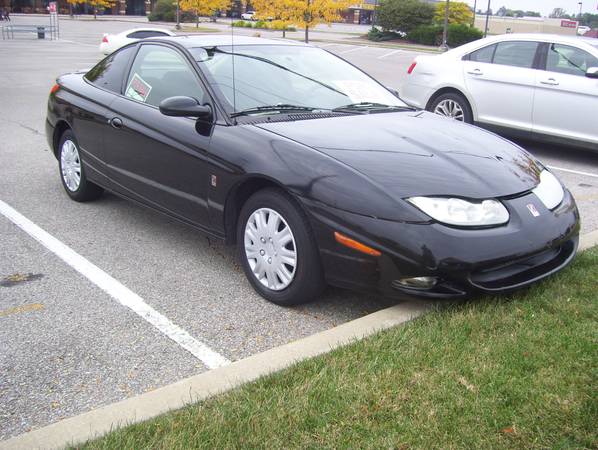 EXTRA NICE 2002 SATURN SC2 - cars & trucks - by owner - vehicle... for sale in Evansville, IN – photo 4