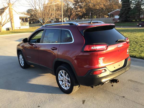 Red 2016 Jeep Cherokee Latitude (70,000 Miles) - cars & trucks - by... for sale in Dallas Center, IA – photo 14
