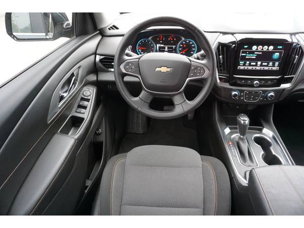 2018 Chevrolet Chevy Traverse LT Cloth - - by dealer for sale in Denton, TX – photo 7