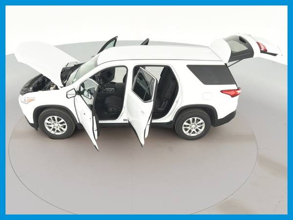 2020 Chevy Chevrolet Traverse LS Sport Utility 4D suv White for sale in Van Nuys, CA – photo 16