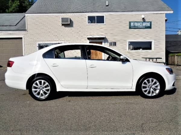 2013 VW Volkswagen Jetta SE Leather Roof Clean IPOD Tech Package -... for sale in Hampton Falls, NH – photo 3