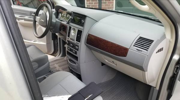 2010 Town and Country 100, 000 miles! for sale in SMYRNA, GA – photo 11