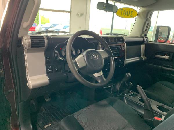 2007 TOYOTA FJ CRUISER - cars & trucks - by dealer - vehicle... for sale in Springfield, IL – photo 8