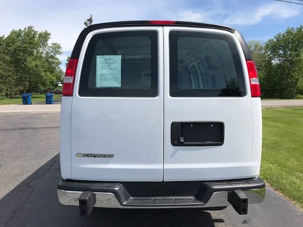 2018 Chevrolet G2500 Express Cargo Van ****FULL POWER OPTIONS**** for sale in Swartz Creek,MI, MI – photo 5