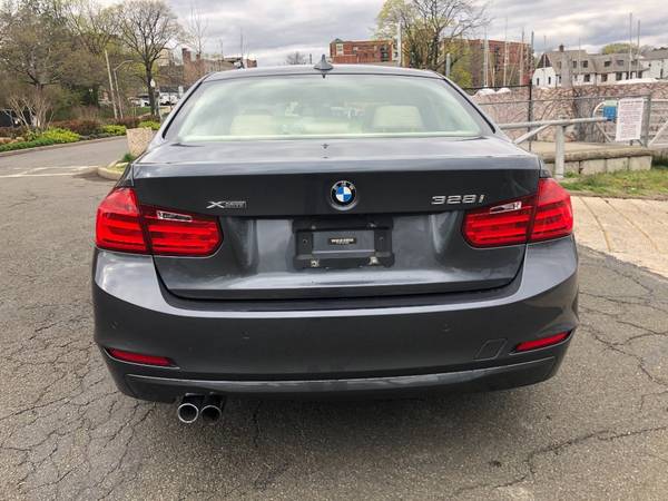 2015 BMW 3-Series 328i xDrive - - by dealer - vehicle for sale in Larchmont, NY – photo 4