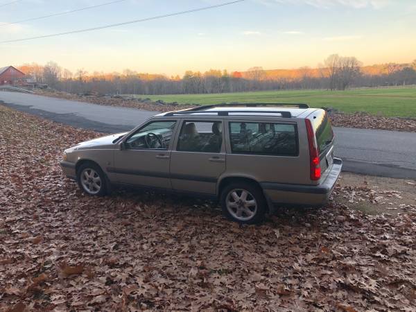 2000 Volvo V70 XC Wagon Third Row Only 136k - cars & trucks - by... for sale in please see ad, CT