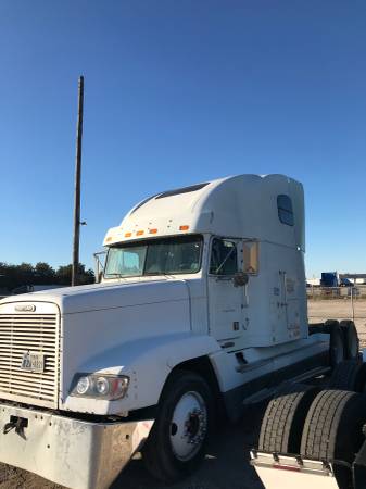2001 Freightliner FLD for sale in Midlothian, TX – photo 2