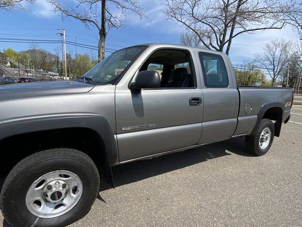 2006 GMC Sierra 2500 HD Extended Cab Drive Today! - cars & for sale in East Northport, NY – photo 2
