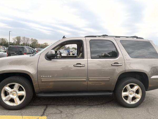 2011 Chevrolet Tahoe LT - - by dealer - vehicle for sale in Chicopee, CT – photo 2