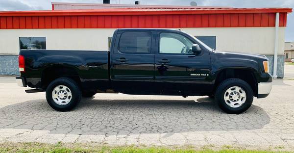 2009 GMC Sierra 2500hd SLE Crew Cab 4x4 1 Owner & Clean Carfax! for sale in Green Bay, WI – photo 3